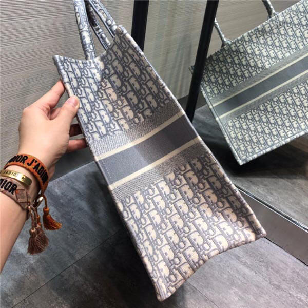 ディオール ブックトート 偽物 オブリークキャンバス スモールM1286ZRIW_M932